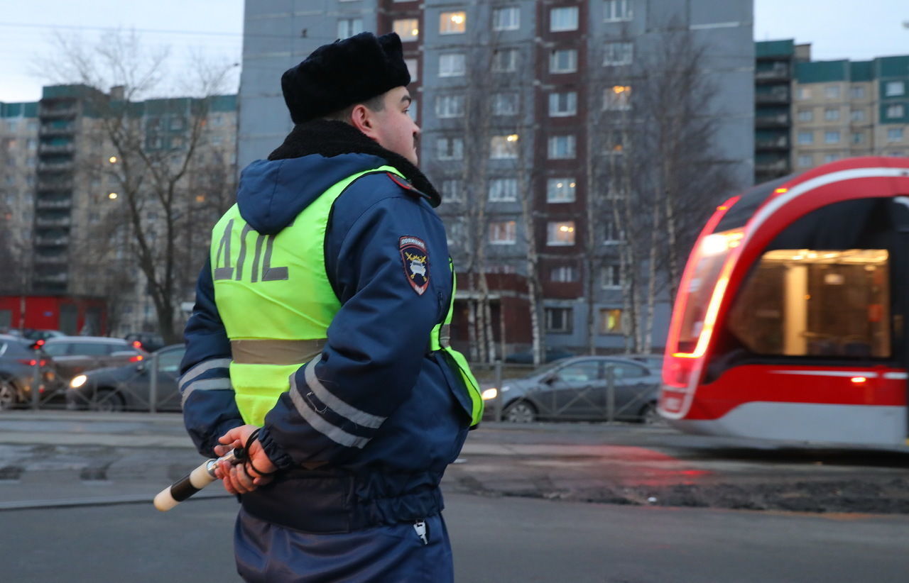 За сутки на дорогах Петербурга и Ленобласти стало в два раза больше ДТП, погибли три человека