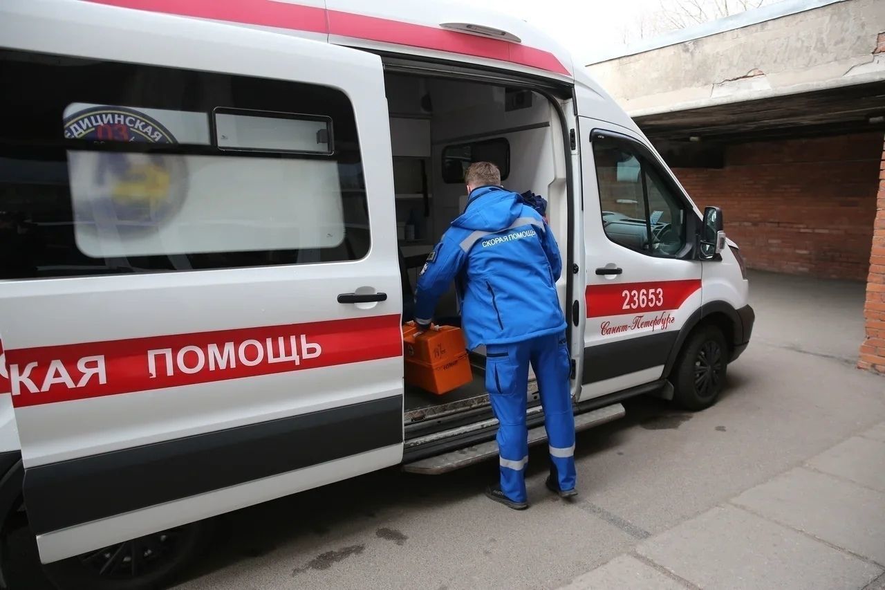 В Бокситогорском районе автобус сбил насмерть пешехода