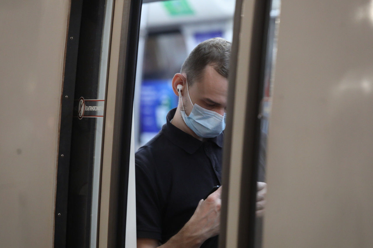 На «фиолетовой» ветке петербургского метро заработал скоростной интернет