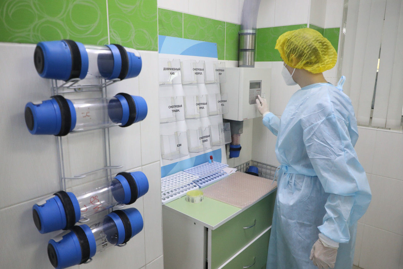 Более 43 тысяч человек обследовали на коронавирус в Петербурге за сутки