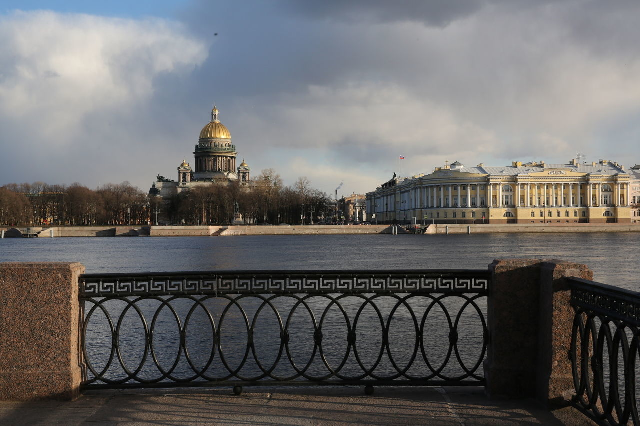Петербуржцы рассказали, как они ориентируются за пределами города