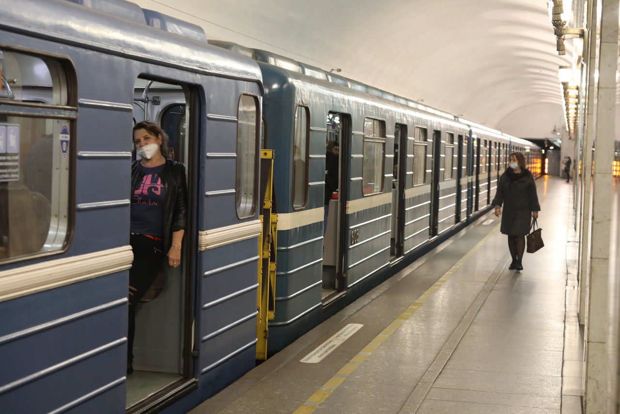 Станция метро «Площадь Ленина» изменит режим работы до конца года
