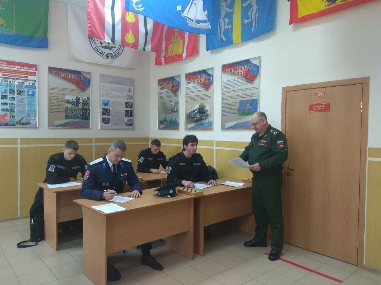 «Жить военным делом». Петербургские казаки попали в состав боевого армейского резерва страны
