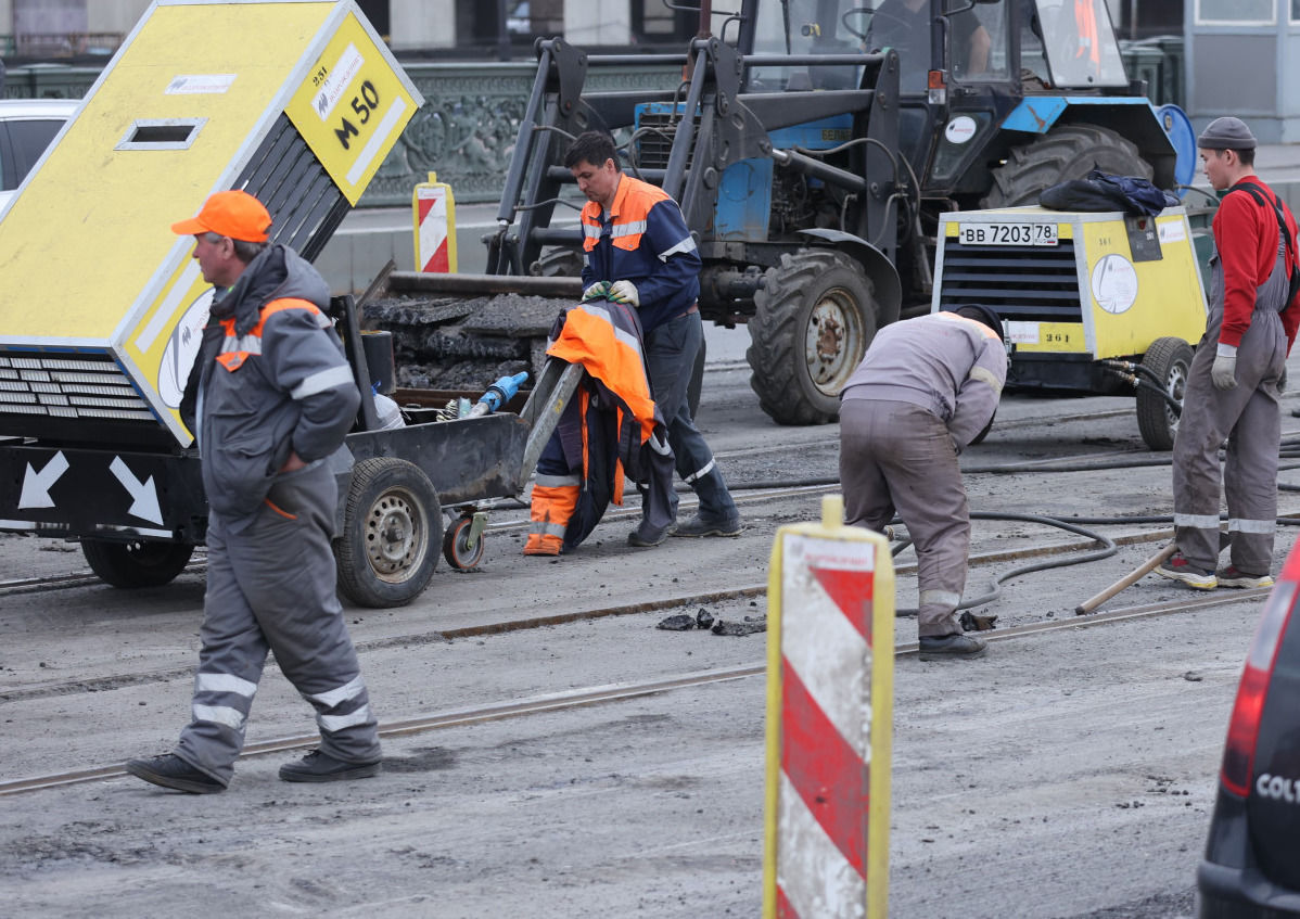 В Колпино на неделю ограничат движение на улице Машиностроителей