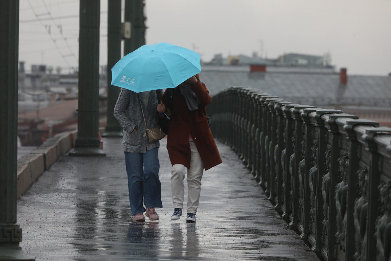 В субботу в Петербурге ожидается похолодание и кратковременные дожди 