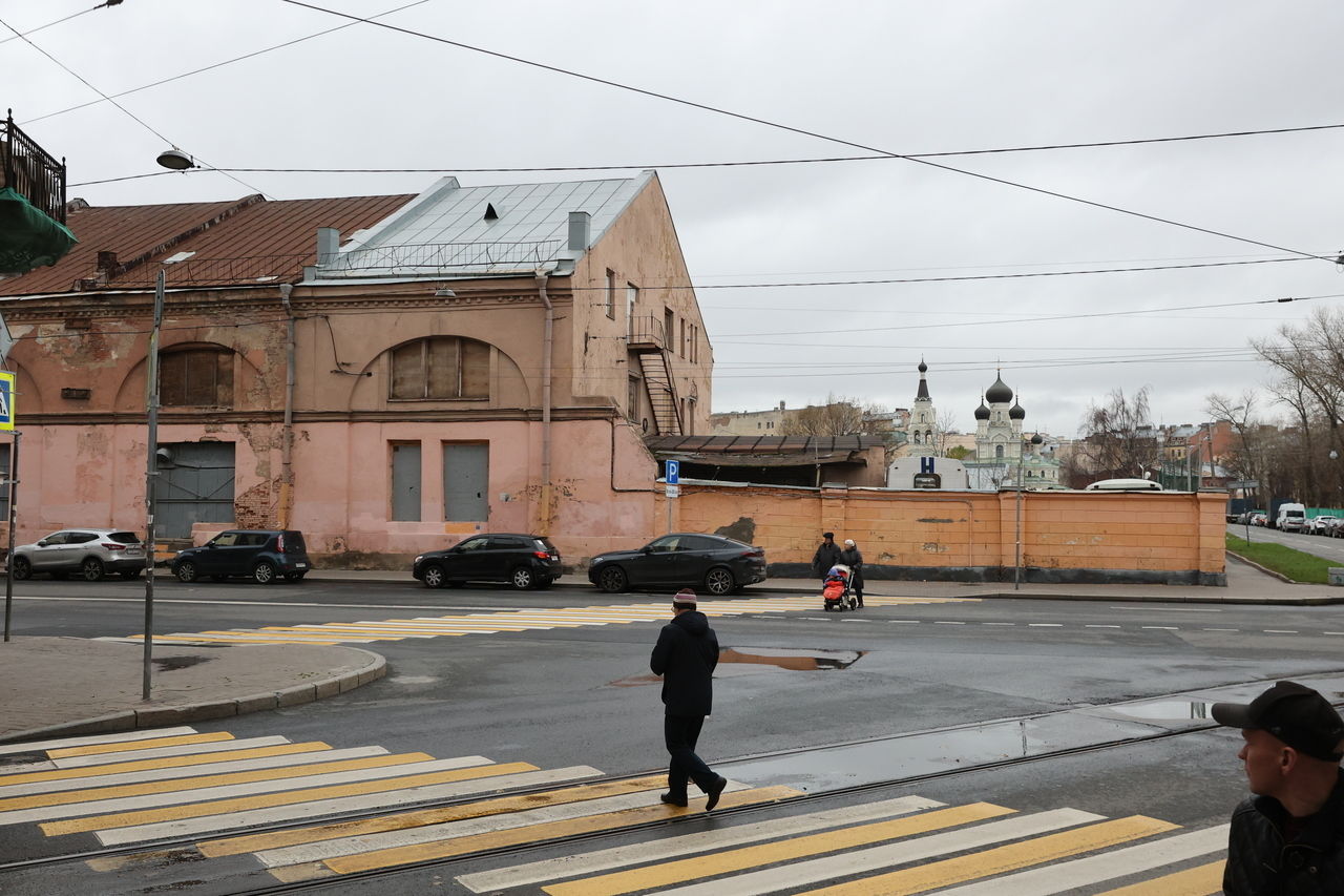 От ресторанного кластера до общественного пространства: Эксперты рассказали, каким видят Мытный двор после его реконструкции