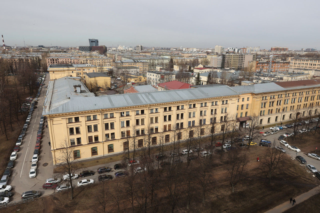 Психолог рассказала, как пережить зиму в «грязно-снежном» Петербурге