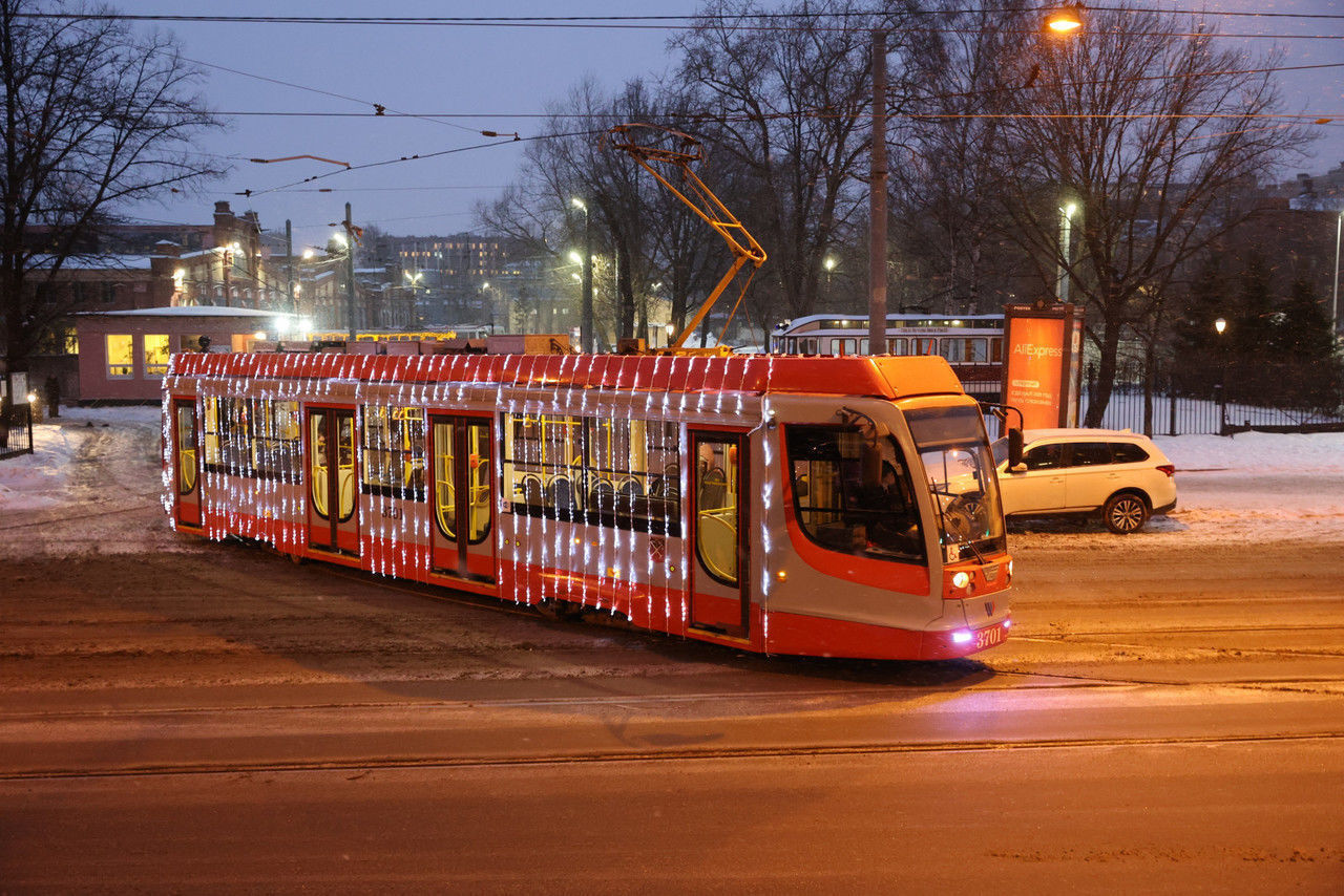 Станцию метро «Рыбацкое» закрыли