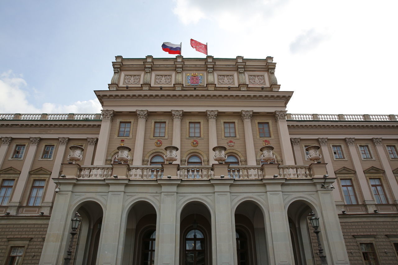 ЗакС запланировал реорганизацию