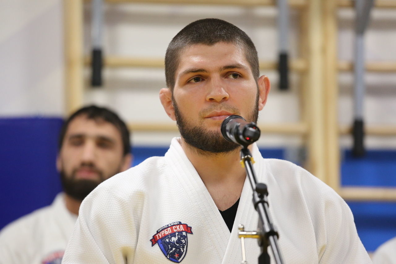 M-eat by Khabib: Хабин Нурмагомедов запускает новую сесть фастфуда